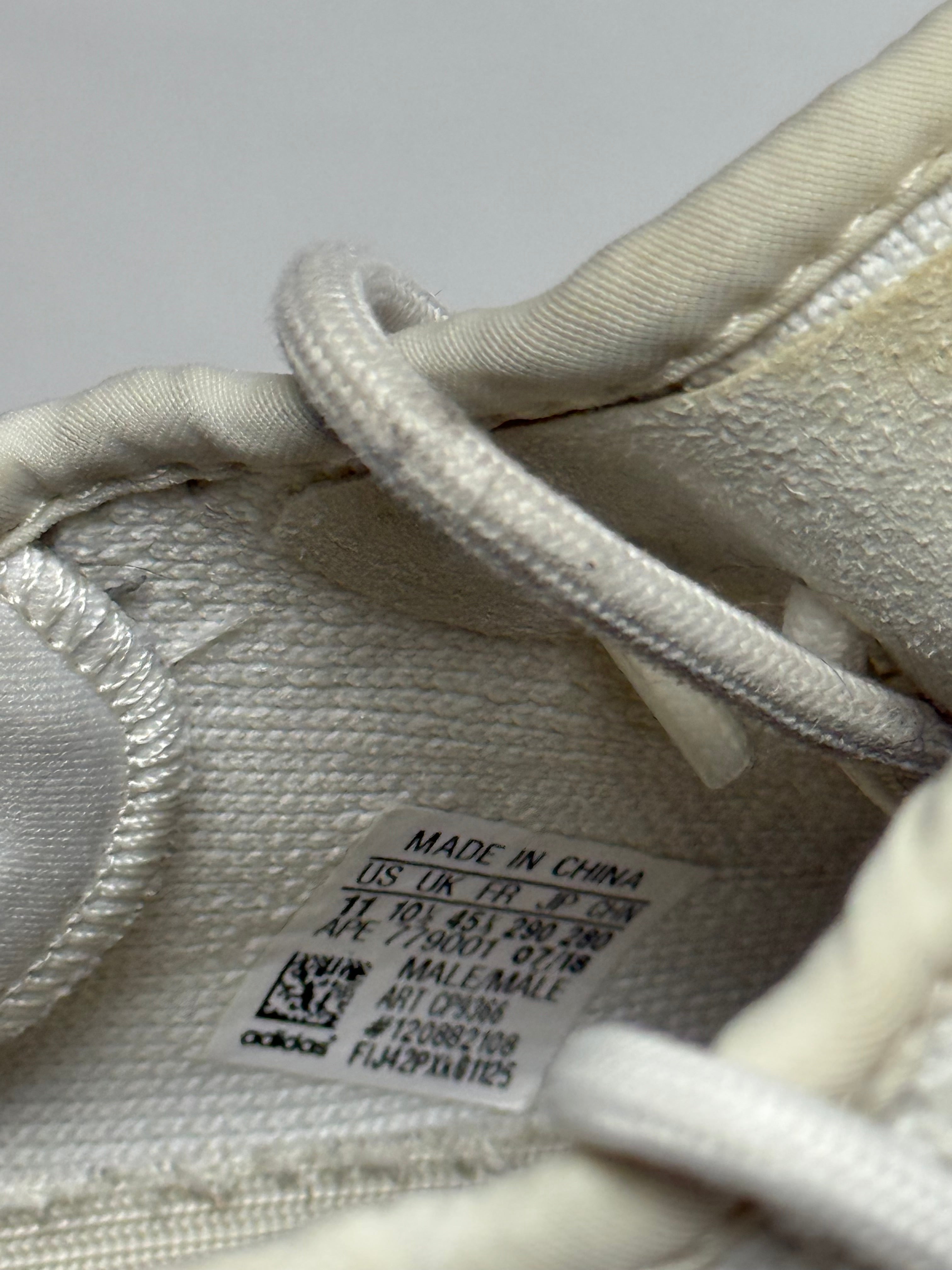 Yeezy 350 Cream White (45 1/3) *Használt - Kiváló