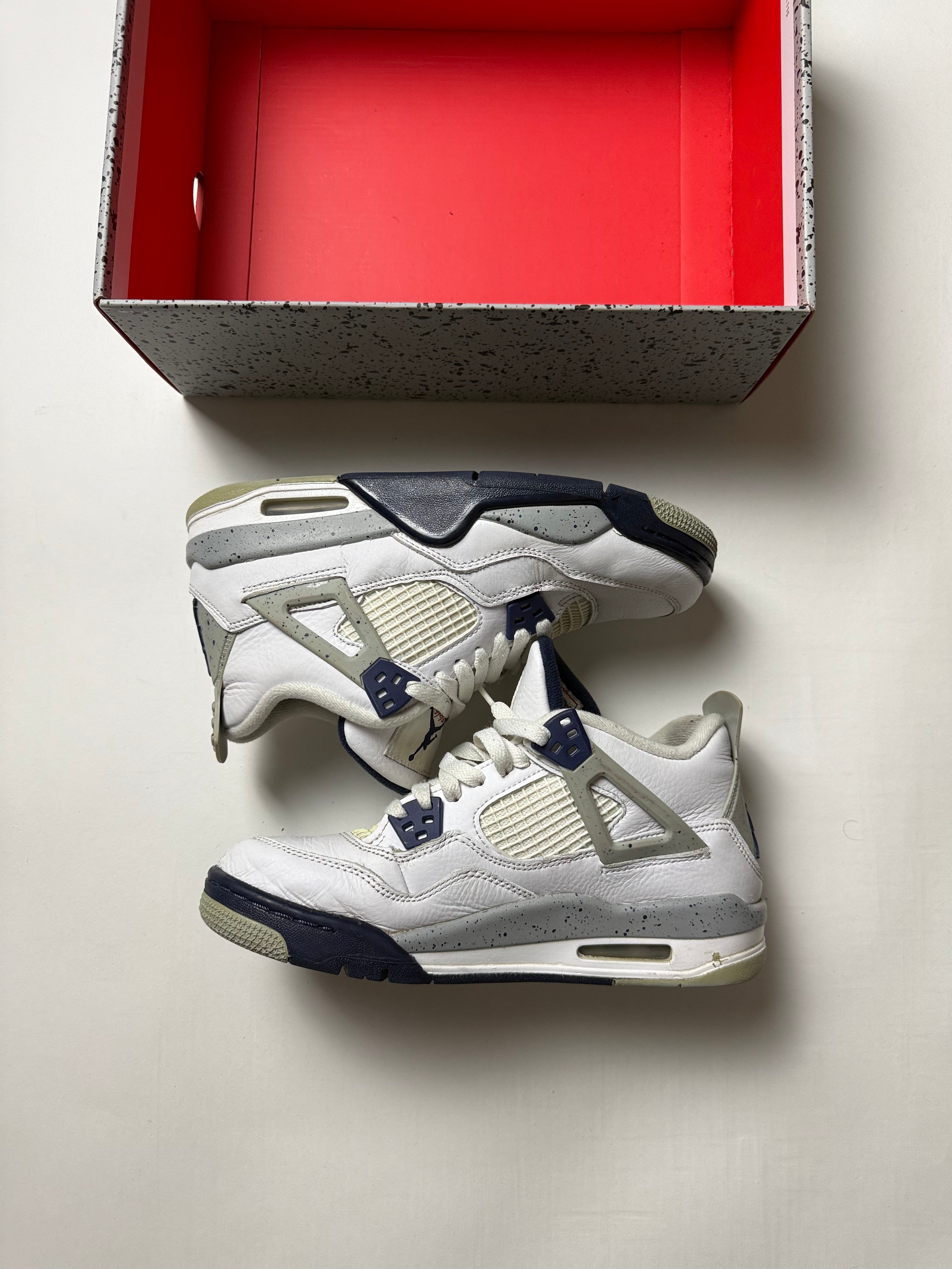 Jordan 4 Midnight Navy (38,5) *Használt - Jó