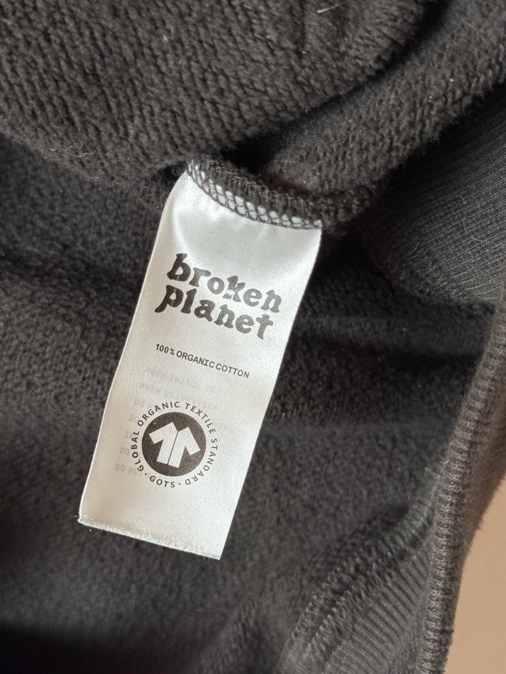 Broke Planet Hoodie (M)      *Használt - Kiváló