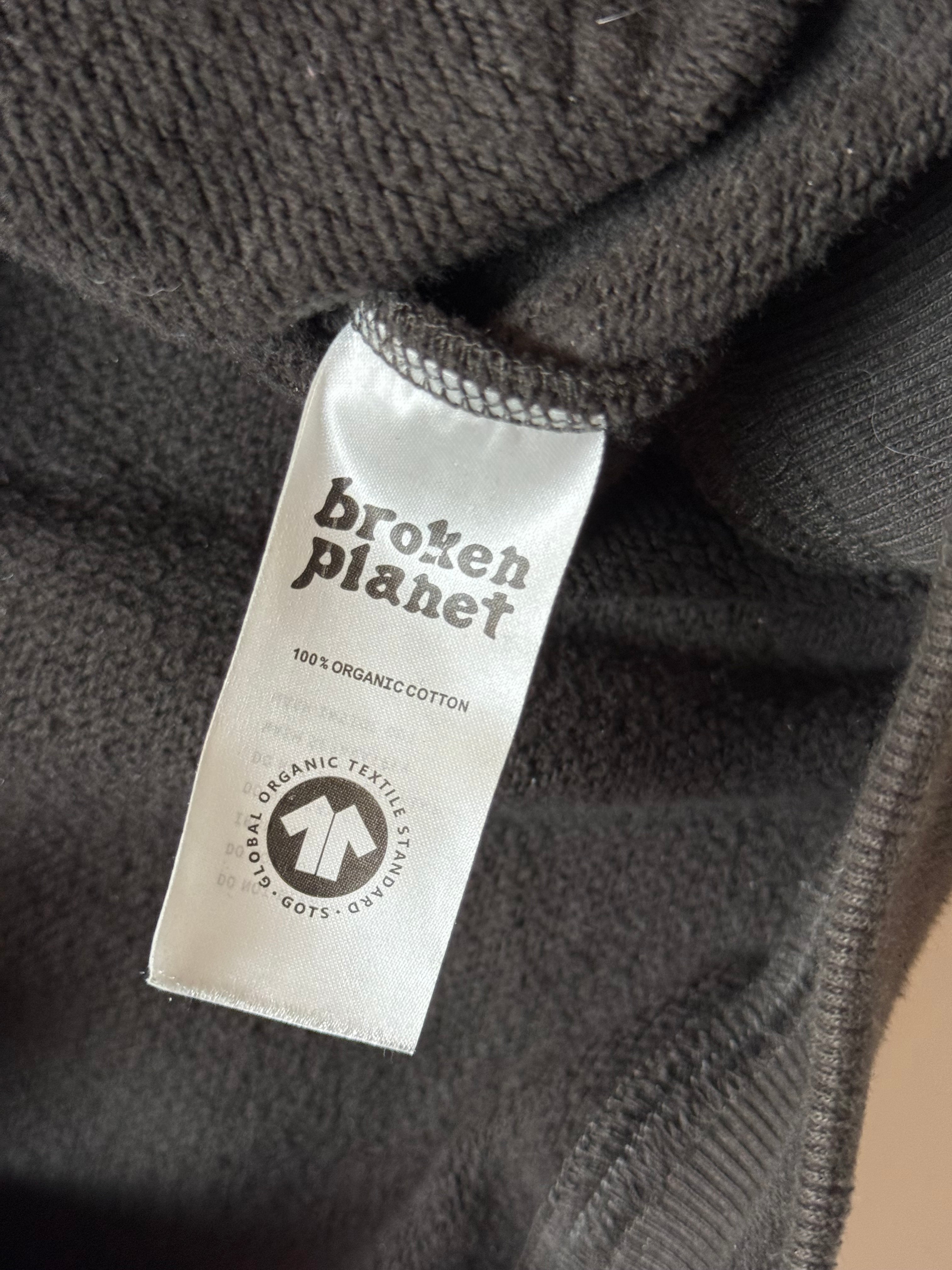 Broke Planet Hoodie (M)      *Használt - Kiváló
