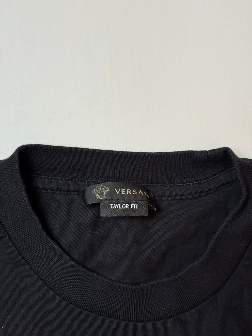 Versace Black T-Shirt (M)       *Használt - Kiváló