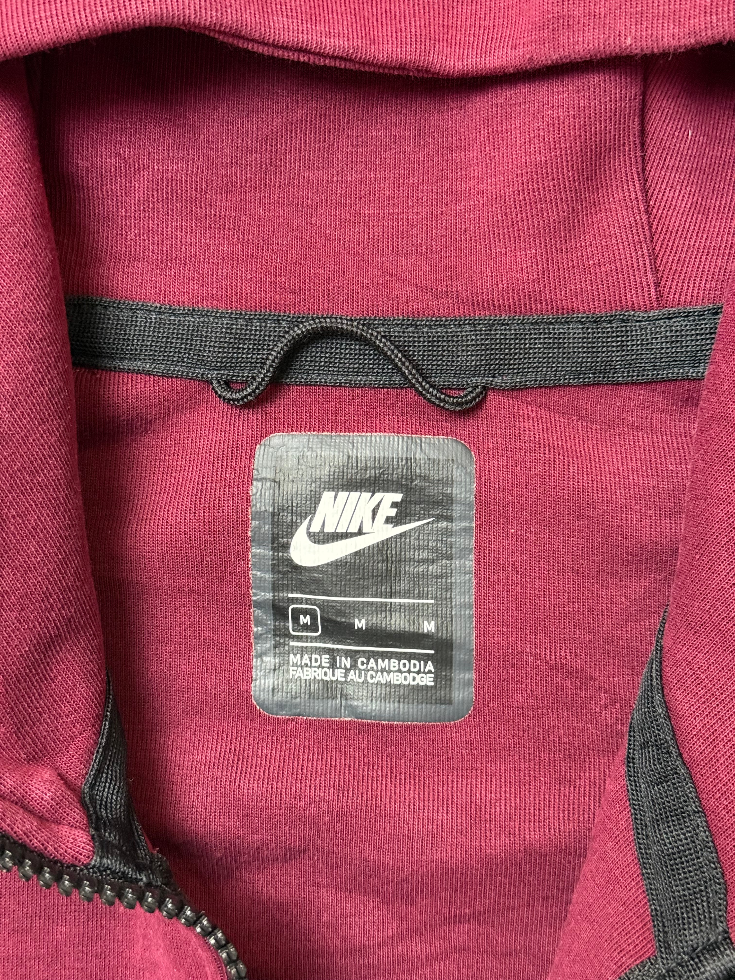 Nike Tech Fleece Hoodie   (M)       *Használt - Kiváló
