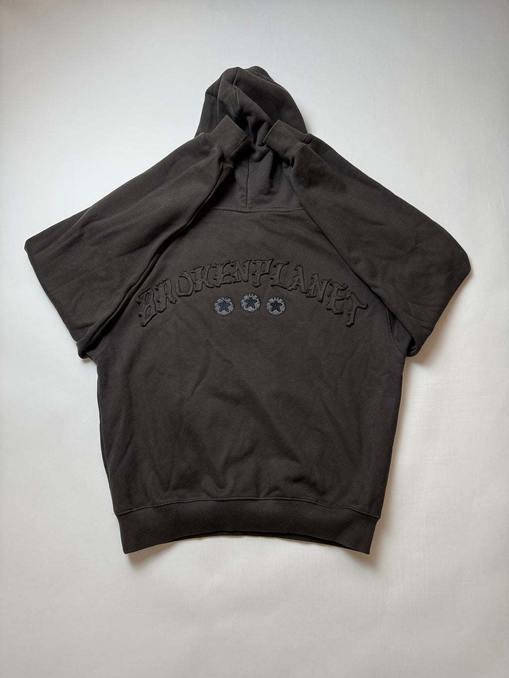 Broke Planet Hoodie (M)      *Használt - Kiváló