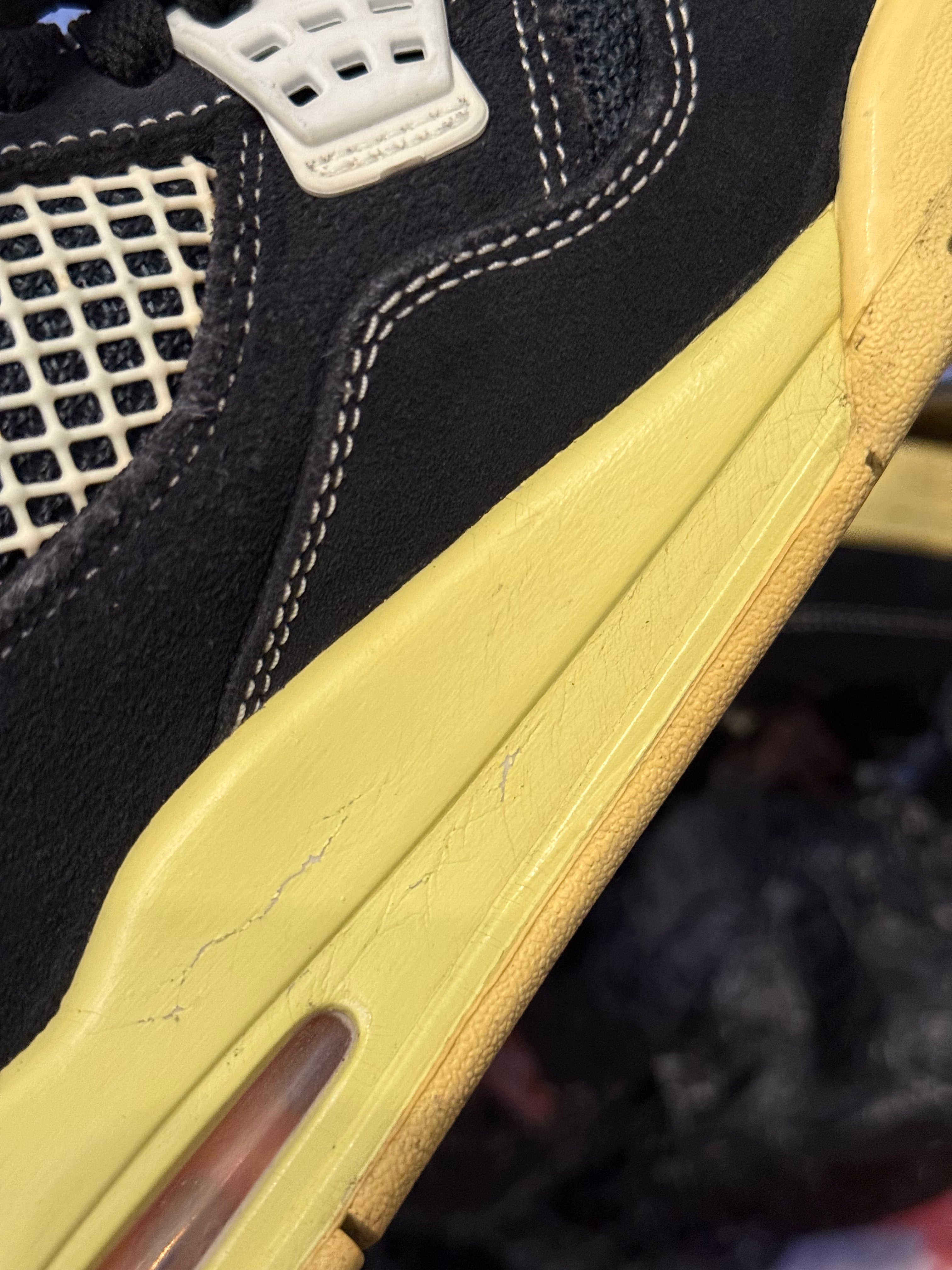 Jordan 4 Union Off Noir (42)      *Használt - Kiváló