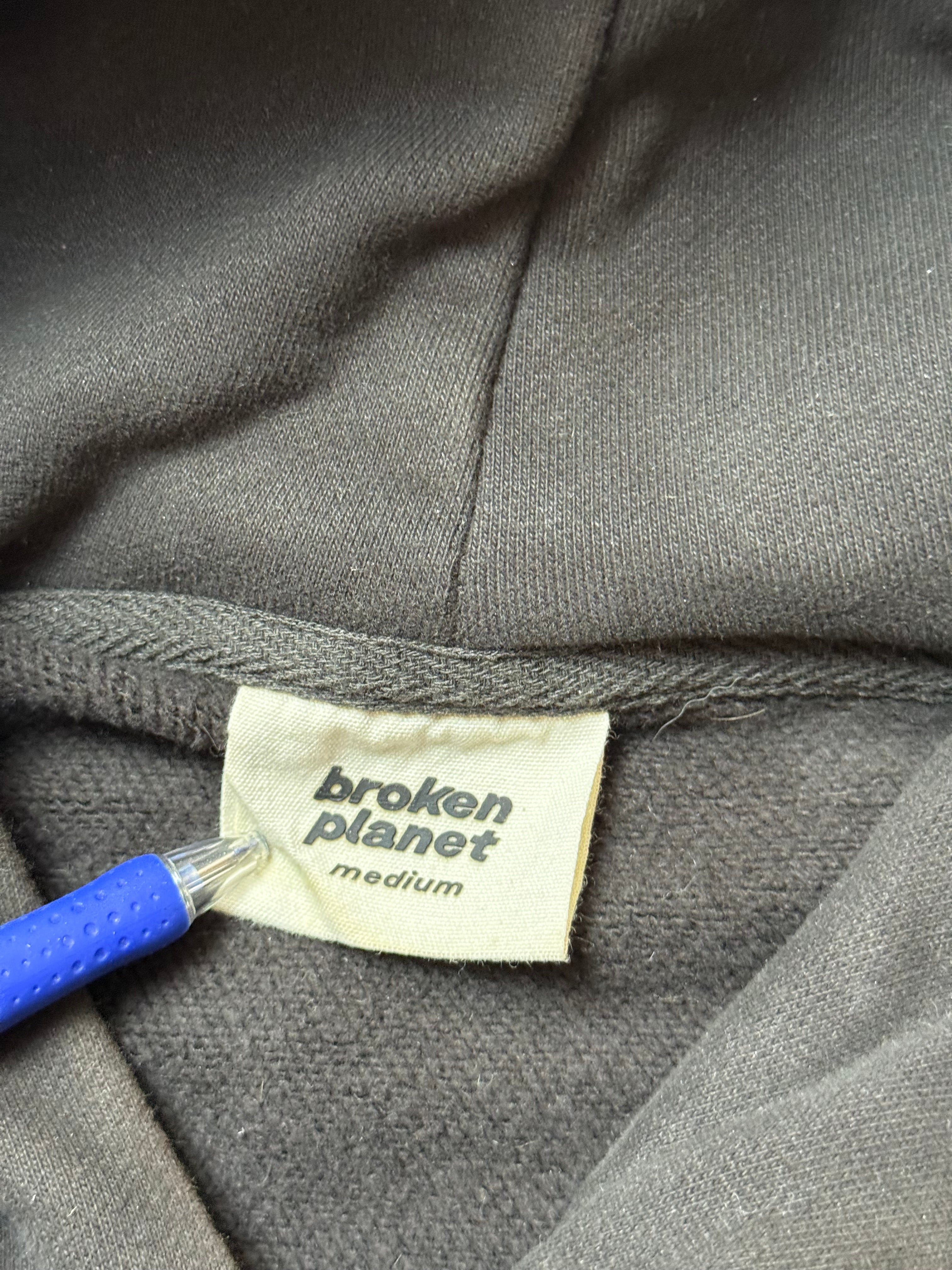 Broke Planet Hoodie (M)      *Használt - Kiváló