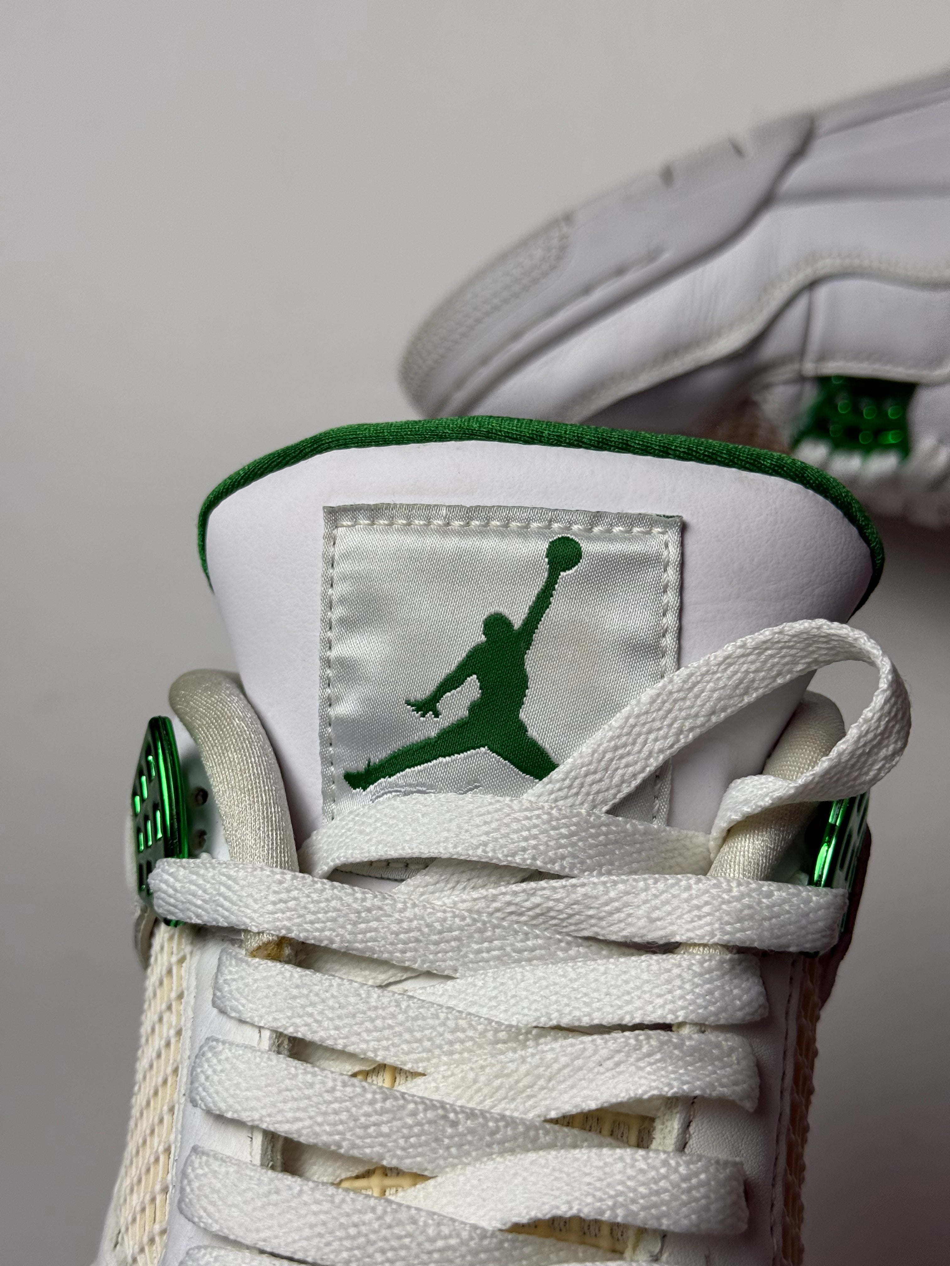 Jordan 4 Metalic Green (42,5) *Használt (Og None) -Kiváló