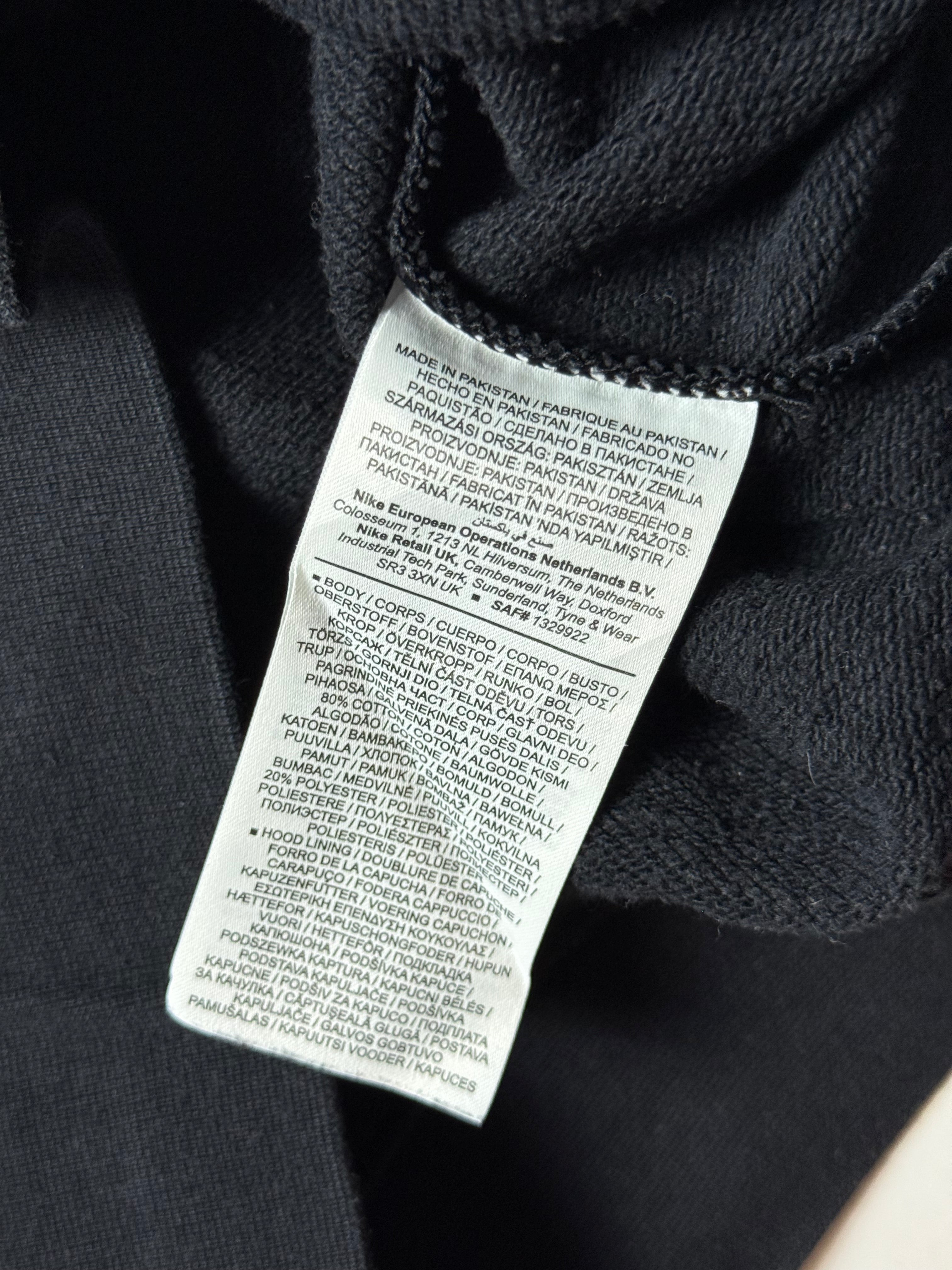 Nike Black Hoodie (S)       *Használt - Kiváló