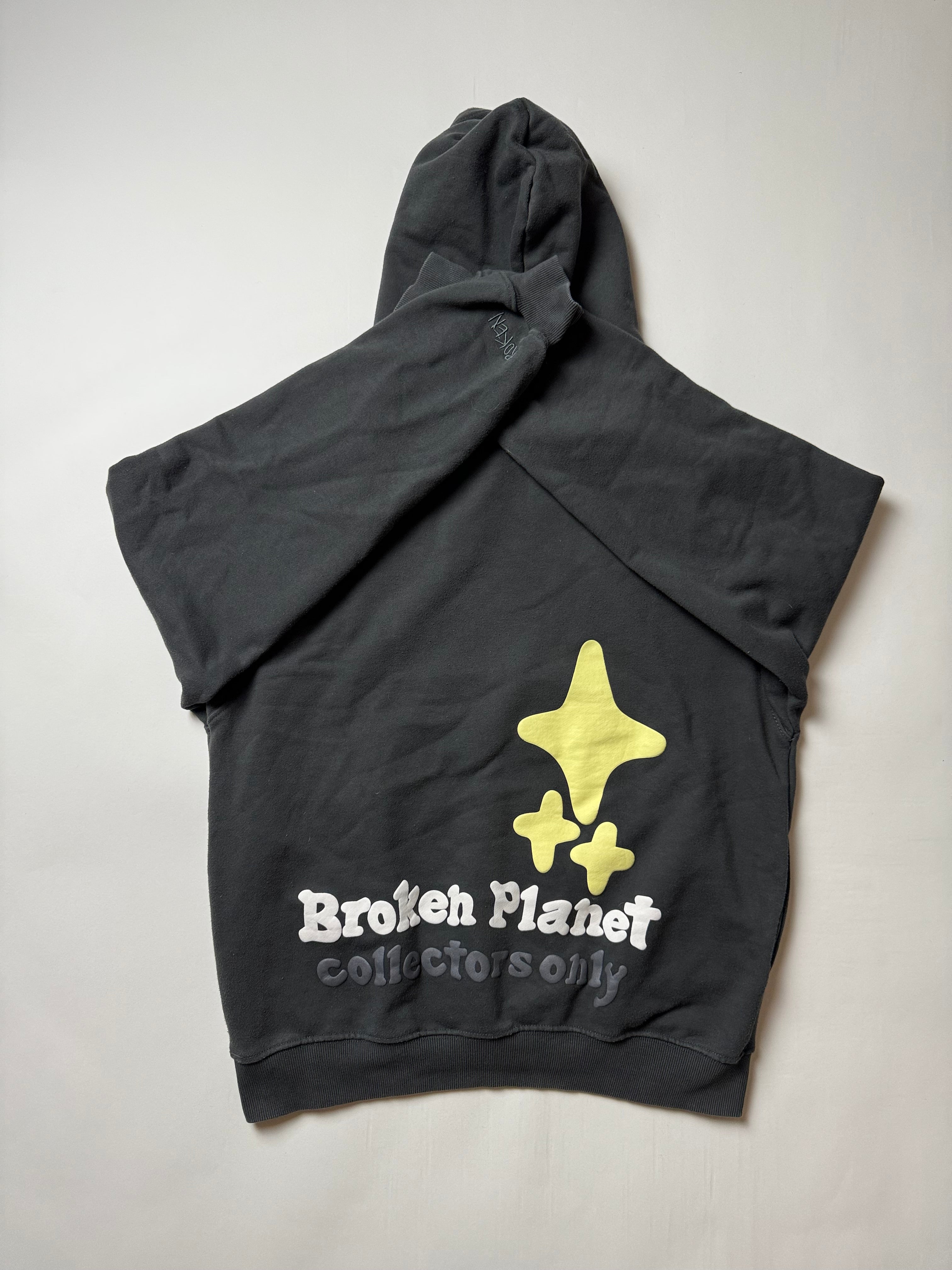 Broken Planet Hoodie (L)     *Használt - Kiváló