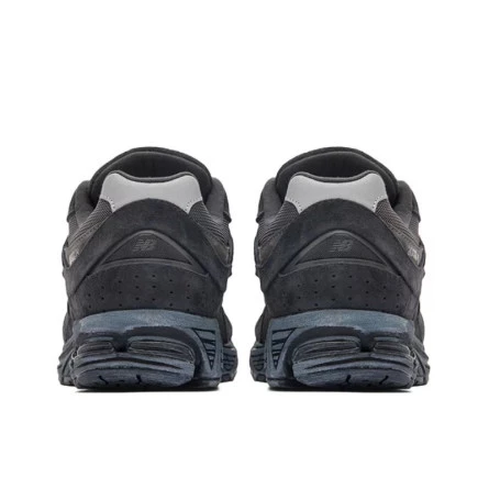 New Balance 2002R